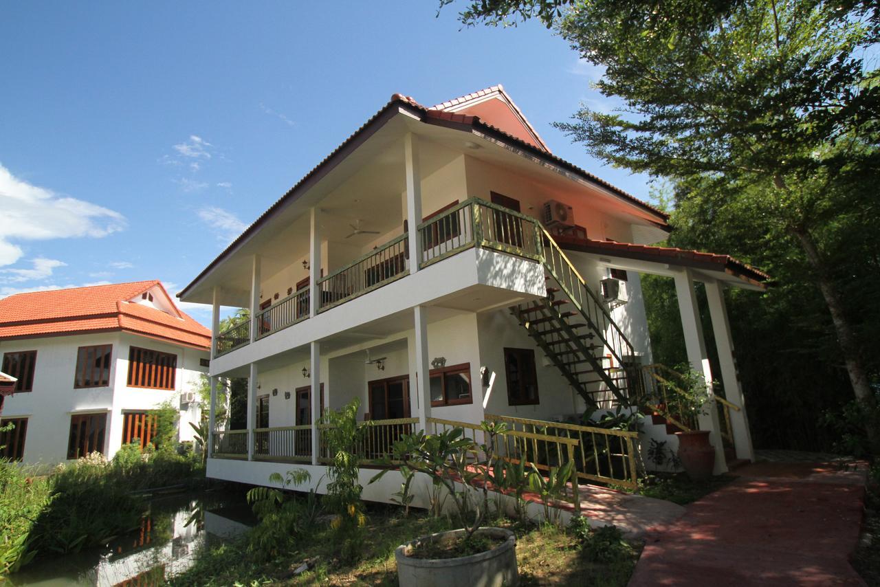 Jasmine Hills Lodge Doi Saket Eksteriør bilde